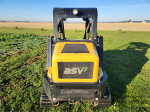 2020 ASV รถตัก RT25 POSI-TRACK มีประสิทธิภาพสูงที่ได้รับการรับรองจาก EPA รถลื่นไถลและใช้งานง่าย - Product Image 6