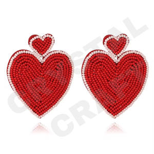 Pendientes Vintage con cuentas de bandera americana en forma de corazón para mujer, Material de tela de Color naranja, blanco y azul para boda patriótica - Product Image 5