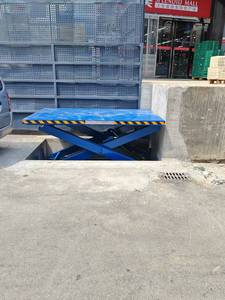 Équipement de levage à ciseaux fixe Table élévatrice hydraulique Solution de transfert de cargaison pour la différence de hauteur dans les usines et les entrepôts - Product Image 2