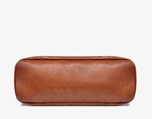 Sac fourre-tout classique en cuir véritable grande capacité pour femme, design minimaliste tendance, sac à bandoulière avec fermeture éclair pour le quotidien et les voyages - Product Image 4