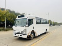I suzu 4x4 Bus tout-terrain à usage intensif avec climatisation pour passagers et conducteur
