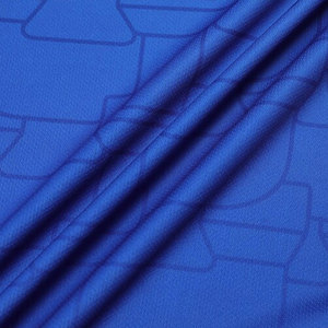 เสื้อฟุตบอลน้ำหนักเบาและกางเกงขาสั้นพร้อมผ้าตาข่ายระบายอากาศแห้งเร็ว เหมาะสำหรับสภาพอากาศร้อนและเกมที่ต้องการความกระชับ - Product Image 6