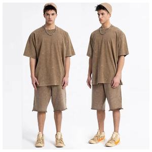 ชุดเซ็ตฤดูร้อนลายมัดย้อมสไตล์วินเทจแบบใหม่สำหรับทุกเพศ  ขายส่งเสื้อผ้าลำลองแนวสตรีทแวร์  ชุดกางเกงขาสั้นลำลองผ้าเฟรนช์เทอร์รี่สำหรับผู้ชาย - Product Image 4
