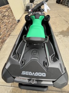 Moto Acuática Sea-Doo SE 130, 2 Plazas, Verde y Negro, Fibra de Vidrio, Motor de 4 Tiempos, 1800cc, 3 Cilindros, 151-225hp - Product Image 4