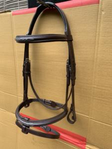 Brida de cuero de filete inglés de alta calidad para caballos Acolchado de vaca suave y hebillas SS Brida cosida elegante - Product Image 2