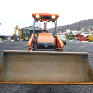 รถแทรกเตอร์ขนาดเล็ก Kubota 4X4WD รถแทรกเตอร์ขนาดกะทัดรัดที่มีความจุสูงด้านหน้าและรถตักดินประเภทล้อแบริ่งเครื่องยนต์มอเตอร์ส่วนประกอบเกียร์ - Product Image 5