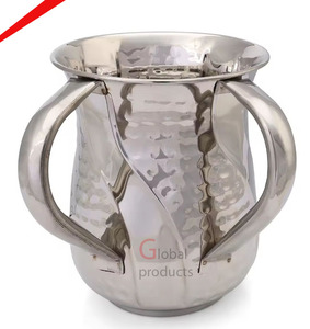 Decantador de vidrio martillado con acabado antiguo de diseño vintage 2024 con dos asas de metal de flores - Product Image 3