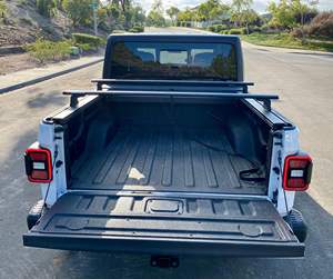 Gladiator Rubicon 4x4 Turbodiesel V6, 4WD de 2022 en subasta - Product Image 4