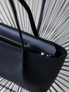 กระเป๋าถือใส่แล็ปท็อปหนังแท้สีดำสำหรับทุกเพศ ดีไซน์หรูหรา เหมาะสำหรับทำงาน น้ำหนักเบา ปิดด้วยซิป ของขวัญวันเกิดสำหรับเธอ คุณยาย - Product Image 5