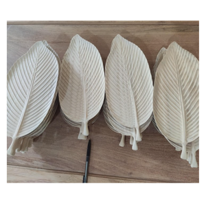 Elegante bandeja de madera hecha a mano, adorno de madera ecológico para regalos y decoración de interiores del hogar - Product Image 1