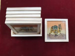 Juego de posavasos de madera hecho a mano Rajasthani Camel Art con soporte | Posavasos de té de MDF decorativos de piedra para el hogar y el regalo | Decoración del hogar - Product Image 2