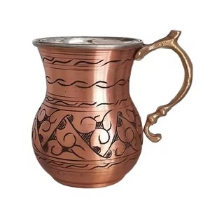 Hermosa taza de cobre de lujo con textura artística, ideal para cocinas modernas, barras elegantes y colecciones de regalos - Product Image 3