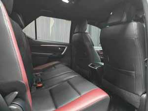 Toyo_ta fortuner Clean 2021 d'occasion - Product Image 4