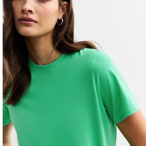 Camiseta de mujer con tarifa al por mayor, camiseta de lujo de alta calidad con diseño a la moda para mujer, proveedor de BD - Product Image 5