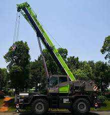 Camion grue tout-terrain Zoomlion RT60 6x6 2022, 30 et 60 tonnes, diesel, norme Euro 2, camion lourd d'occasion Howo, transmission 6x4 - Product Image 2