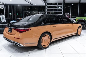 Mercedes Benz S680 Maybach 2023 Automático, Volante a la Izquierda, Sedán de Gasolina, Auto Usado en Venta - Product Image 3