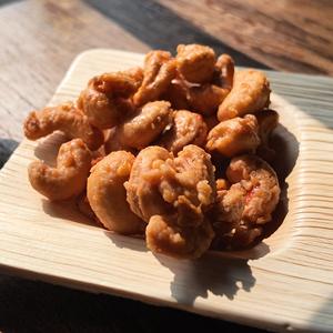 Prix Compétitif Noix de Cajou du Vietnam W320 Biologiques Grillées au Chili et à l'Ail Épicées 100% Naturelles avec OEM / ODM Disponible - Product Image 3