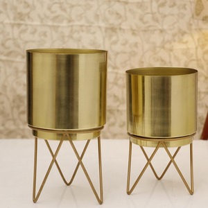 Macetas exclusivas de metal hechas a mano, eleva tu espacio con diseños de moda, macetas colgantes para balcón, sala de estar - Product Image 3
