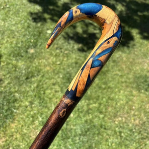 Bastón de resina de madera antideslizante cómodo para hombres con mango fuerte de múltiples formas para rehabilitación de personas mayores - Product Image 1