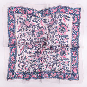 Foulard carré unisexe en coton imprimé floral, léger, respirant et écologique, idéal pour l'été, comme foulard de tête, accessoire pour cheveux ou tour de cou - Product Image 4