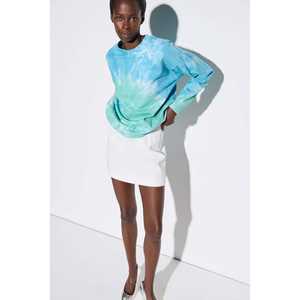 เสื้อสเวตเชิ้ตลายบาติกขนาดใหญ่ - Product Image 2