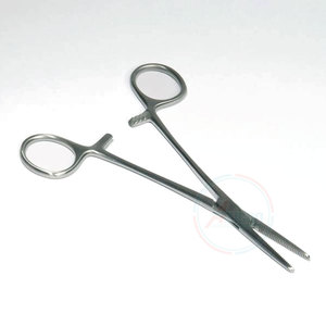 คีมหลอดเลือดสแตนเลสแบบใช้มือเครื่องมือผ่าตัดจากปากีสถานมีดีไซน์ใหม่ - Product Image 5