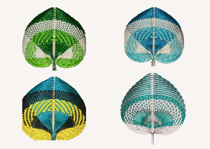 Hermosa abanico de mano vietnamita hecho a mano con hojas de palma tejidas para decoración de bodas estilo boho chic y fiestas al aire libre en el jardín. - Product Image 4