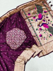 Saree en soie Patola douce avec riche Pallu et bordure florale Meenakari Design floral traditionnel Tissage Meenakari - Product Image 3