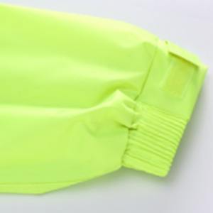 Veste de pluie en PVC vert pour adultes, logo personnalisé, longue, respirante, réfléchissante, imperméable, de sécurité, coupe-vent, durable - Product Image 5