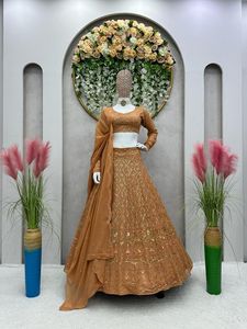 Lehenga choli ชุดบอลวินเทจ9มม. สำหรับผู้หญิงชุดปักลวดลายสวยงาม - Product Image 2