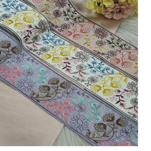 ผ้าลูกไม้ปักลายดอกไม้สามสีกว้าง2นิ้วสำหรับเสื้อผ้าและชุดสูทสีพาสเทลอ่อนสำหรับขายต่อ - Product Image 1