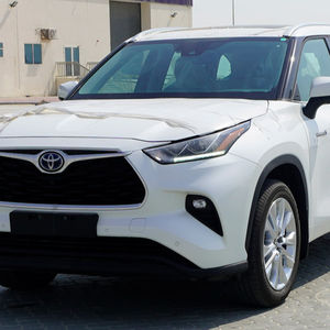 Alfa Romeo 146 d'occasion, modèle 2018, conduite à gauche, sièges en cuir, 8 places, caméra arrière, prix avantageux avec livraison rapide - Product Image 6