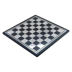 Jeu d'échecs en bois durable fait main avec design pour la décoration et les jeux disponible à des prix raisonnables - Product Image 4