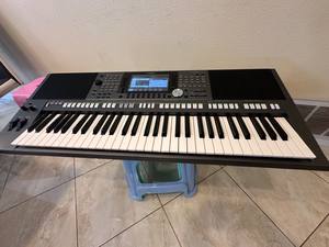 Hot Selling PSR S975 Arranger <b>Keyboard</b> - Product Image 3