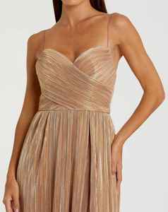 Robe trapèze en satin avec décolleté en cœur sans manches pour les fêtes et les sorties nocturnes Design uni pour les femmes - Product Image 4