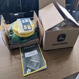 Globe précis Starfire 7000 à vendre en stock Solution GPS avancée pour une utilisation agricole avec livraison rapide et installation facile - Product Image 5