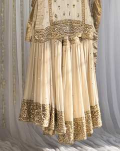 Elegante Salwar Kameez da Donna in Acrilico con Ricamo Gota Patti, Abito da Festa con Metodo di Stampa a Mano, Vestibilità Regolare Stile Pakistan - Product Image 4