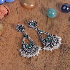 Boucles d'oreilles pendantes Design1 Green Fashion - Product Image 1