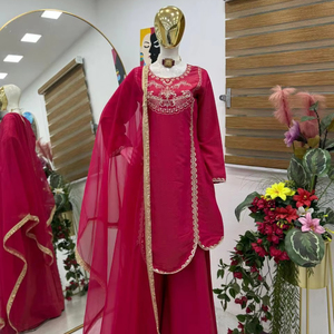 Nouveau Designer Top Sharara Costume Collection Roman Simar Tissu De Soie Avec Broderie Séquence Travail Pour Les Femmes Tenue De Fête - Product Image 1