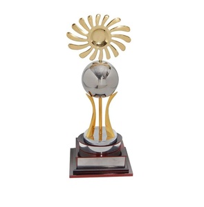 Elegante Trofeo de Bola de Cristal y Placa de Aluminio, Premio de Reconocimiento por Logros de Larga Duración para Reconocer Contribuciones Excepcionales en la Carrera - Product Image 1
