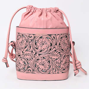 Sac seau bohème occidental en cuir de vachette véritable avec franges personnalisées, design tendance, fleurs gravées, accessoires de luxe pour femmes, automne - Product Image 3