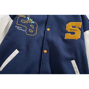 Chaqueta Universitaria de Cuero Vacuno de Alta Calidad para Hombre, Personalizada, Estilo Urbano, Cuello Alto, Bordada, Curtida, para Equipos Deportivos de Invierno - Product Image 2