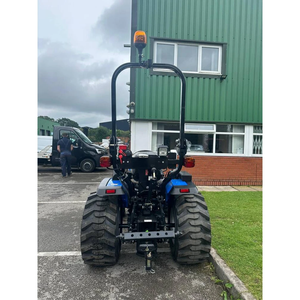 Mini tracteur compact Solis 26 d'occasion, tracteurs agricoles 4x4, tracteur à roues Solis pour jardin - Product Image 4