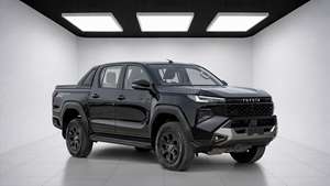 Oferta Especial 2026 TOYOTA HILUX TRAVO OVERLAND PLUS 2.8D – NEGRO / VOLANTE A LA DERECHA / VOLANTE A LA IZQUIERDA - Product Image 4