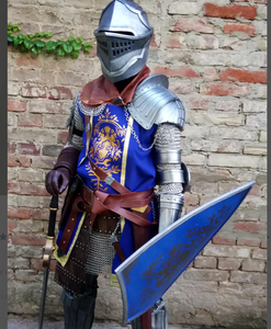 Traje de Caballero Templario de Alta Calidad con Forro Interior Moderno y Soporte de Madera, el Más Vendido del 2024 |   Caballeros Cruzados - Product Image 1