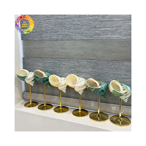 Coupe en coquille d'escargot naturel/beaux verres à vin en coquillage/coupe d'escargot élégante idéale pour le dessert, le mariage ou les fêtes sur le thème de la plage - Product Image 2