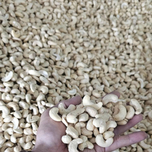 Nueces de Anacardo Secas de Bajo MOQ, Nueces de Anacardo W180 W240 W320 Kaju Badam SANTIGO, Precio Razonable - Product Image 1