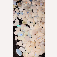 320 pièces d'opale australienne naturelle 8mm à 15mm ovale inégal Cabochon 750 Cts Lot Iroc ventes lâche Gemstone Cab US $150 pour tous