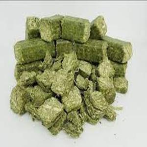 Pellets de heno de alfalfa frescos para caballos, ganado, perros a precio moderado - Product Image 6
