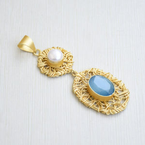 Ensemble de pendentifs en laiton doré plaqué or avec perles, serti à la main, bijoux unisexes tendance, fournisseur en gros - Product Image 5